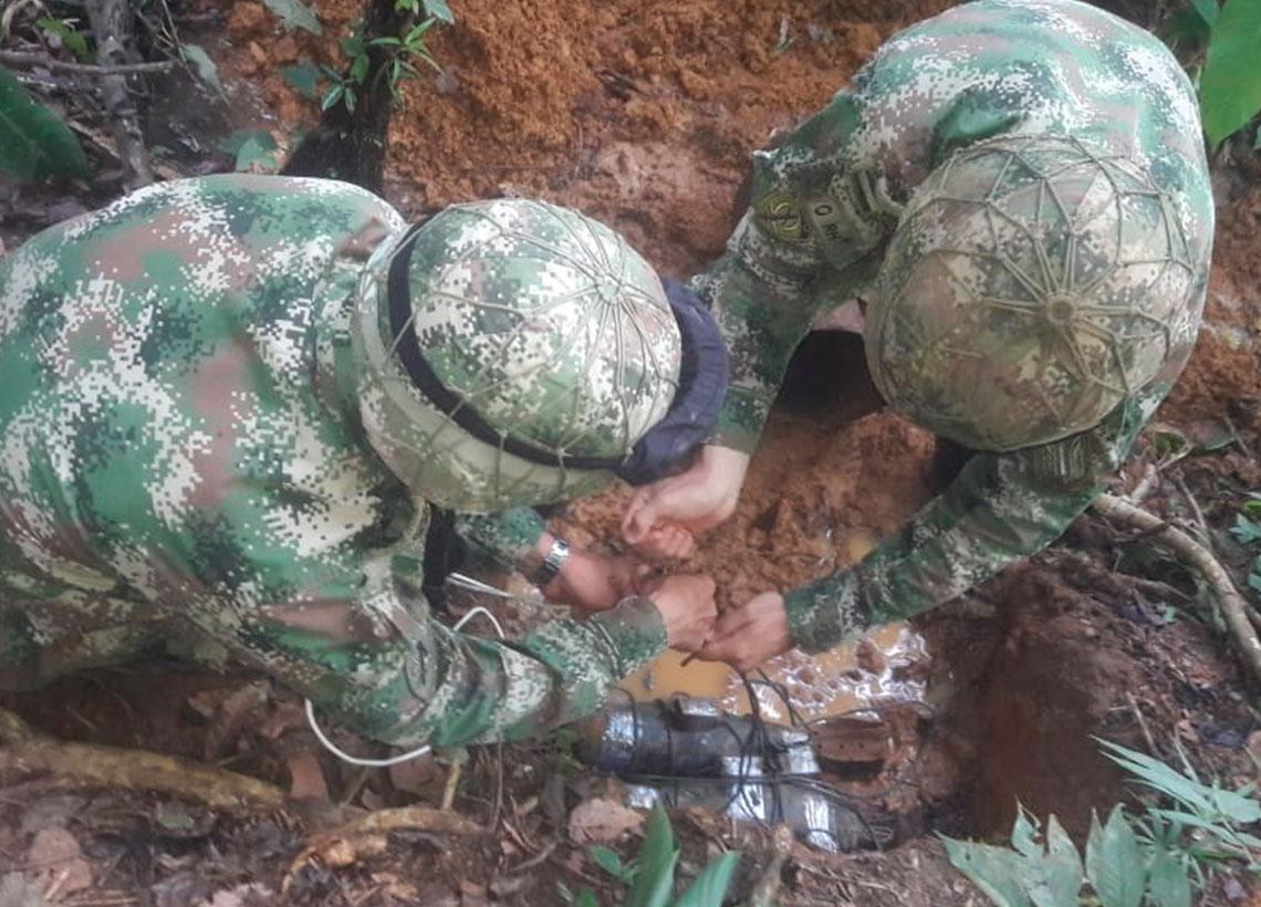Fuerzas Militares ubican depósito ilegal con dos granadas en el Guaviare 