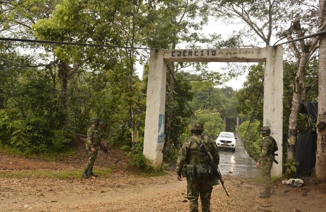 Suboficial al cual pretendieron sobornar, captura a sujeto por porte ilegal de armas