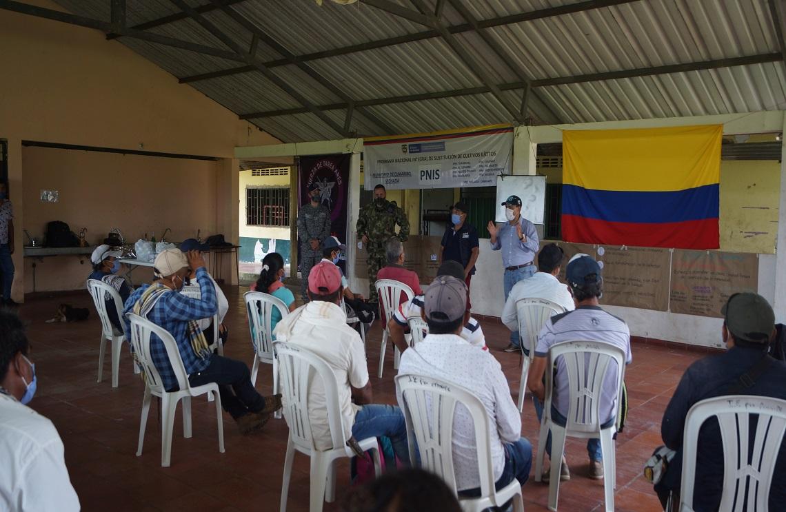 Fuerza Aérea respalda el Programa Nacional de Integral de Sustitución de Cultivos Ilícitos