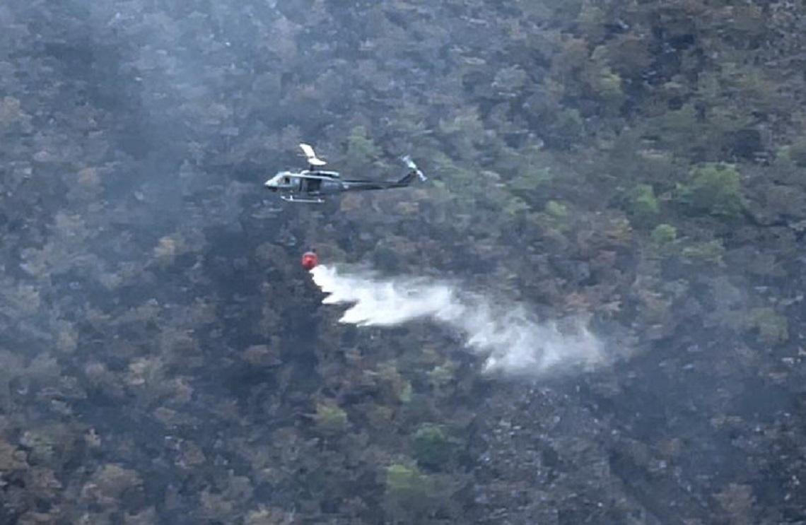 Fuerza Aérea Colombiana apoya extinción de incendios en el Tolima