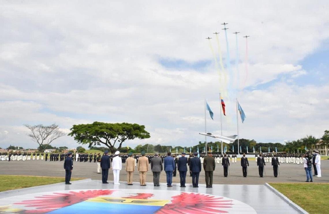  157 nuevos Subtenientes de la Fuerza Aérea Colombiana