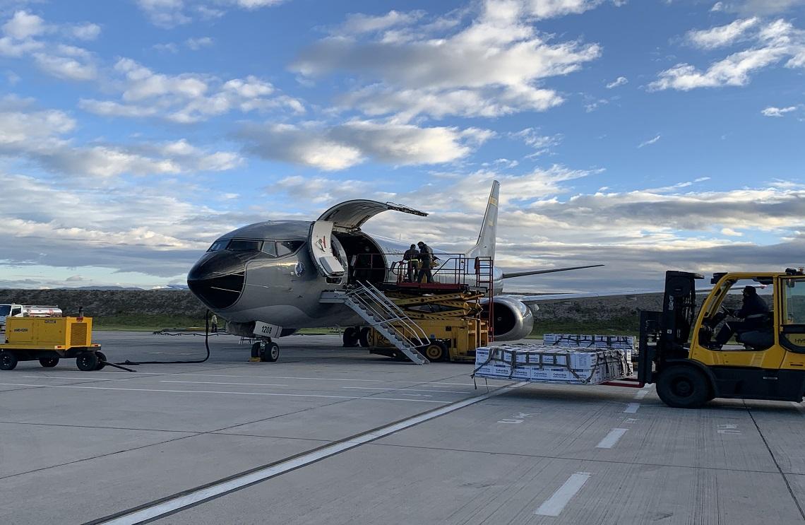 Fuerza Aérea Colombiana continúa transportando ayudas humanitarias hacia el departamento Insular