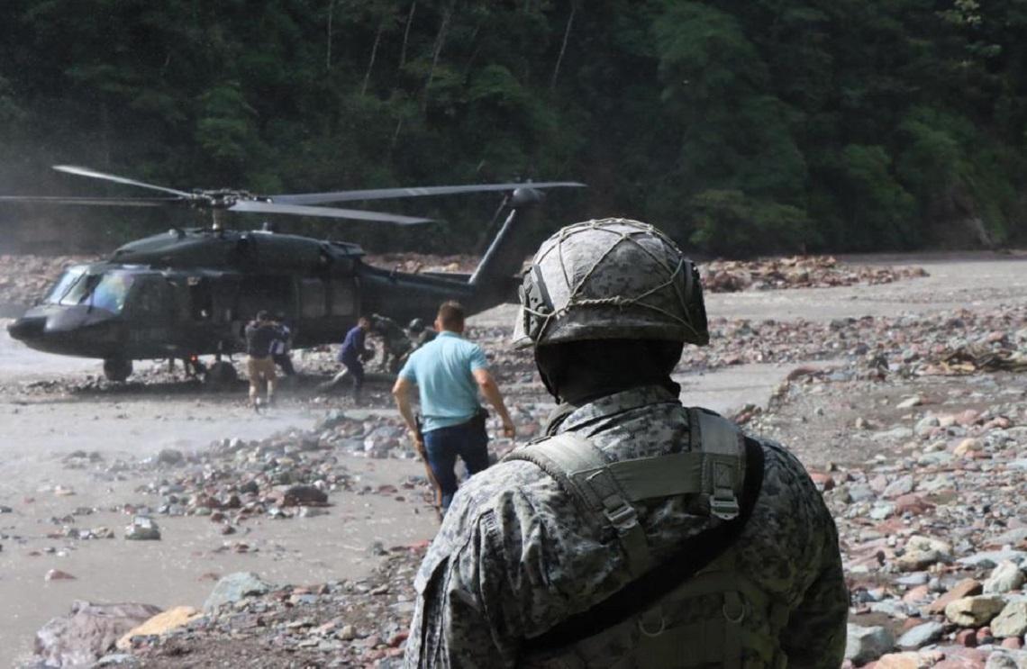 Fuerza Aérea Colombiana transporta maquinarias necesarias para reparación de acueducto