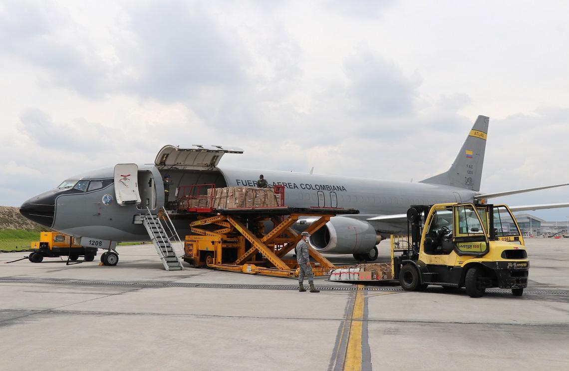 Fuerza Aérea Colombiana continúa su apoyo en la lucha contra el covid-19 en Leticia 