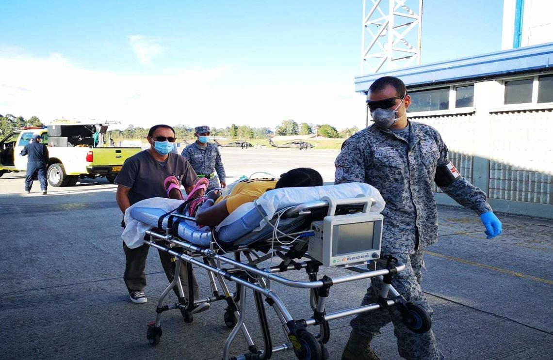 Tripulación del helicóptero Ángel salvó la vida de una mujer en grave estado de salud