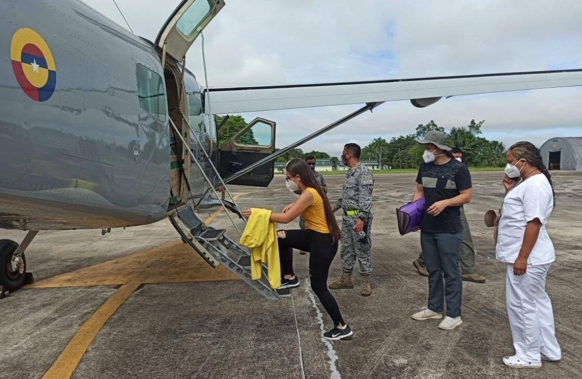 Personal de salud fue transportado hasta área de difícil acceso del Amazonas por la Fuerza Aérea