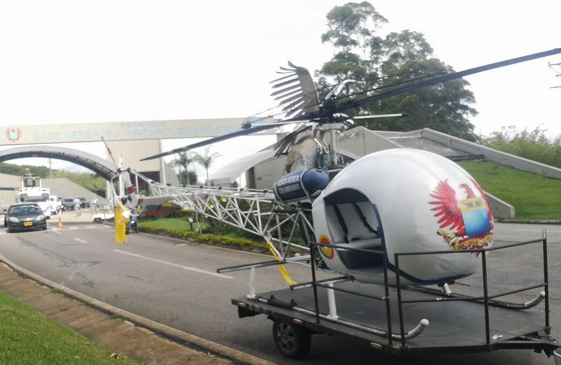 Aeronaves insignia de la Fuerza Aérea Colombiana llegaron a El Carmen de Viboral