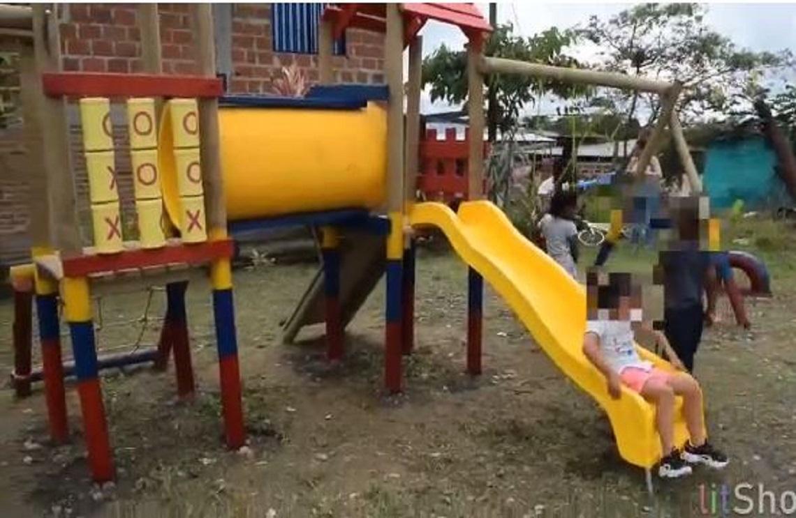 Fuerza de Tarea Conjunta Hércules entregó un parque infantil para niños y niñas de la vereda El Vaquerio 