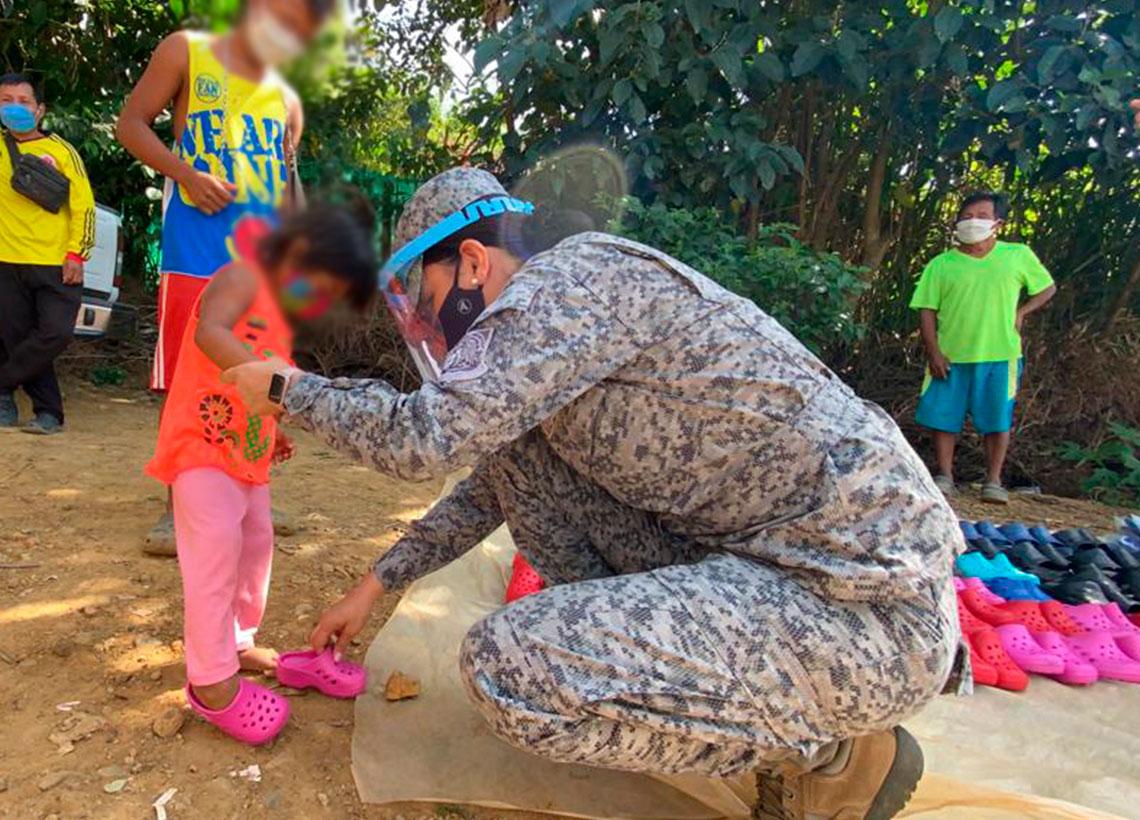 Cabildo indígena de Cali recibe apoyo de la Fuerza Aérea Colombiana
