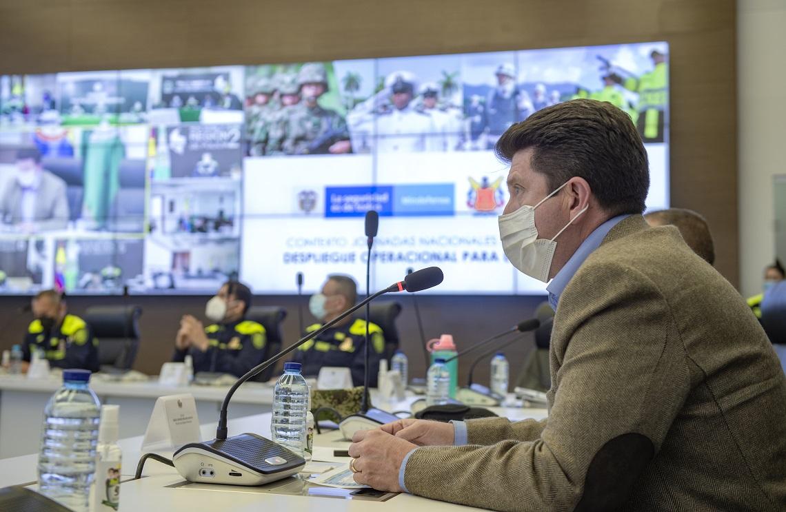 "Más de 46 mil soldados y policías garantizarán la protección de los colombianos este 7 de Agosto": Mindefensa.