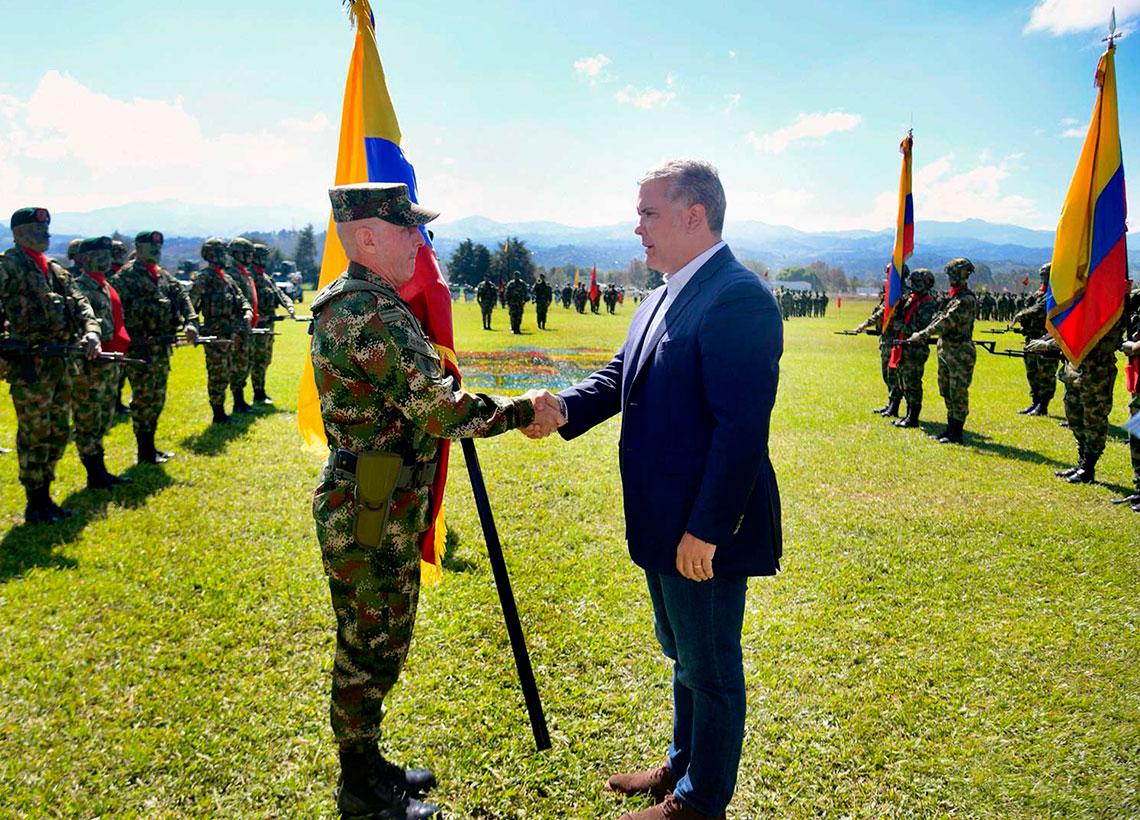 presidencia república entregó bandera de guerra comando especifico del cauca