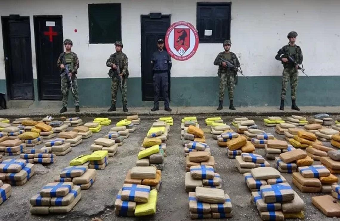 Ejército Nacional destruye más de 3 toneladas de marihuana en Caquetá y Amazonas