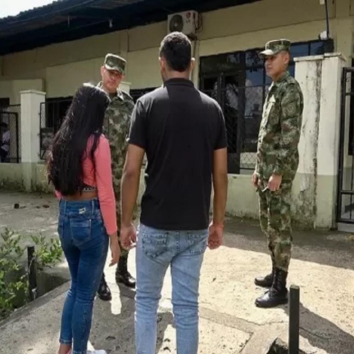 Pareja de esposos se desmoviliza en Caquetá ante tropas del Ejército Nacional