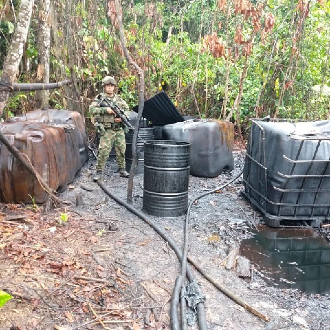 Ejército Nacional desmantela dos refinerías ilegales en Norte de Santander
