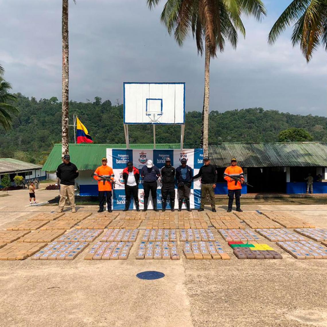 Ofensiva de la Armada Nacional contra el Clan del Golfo permitió la incautación de 4 toneladas de cocaína