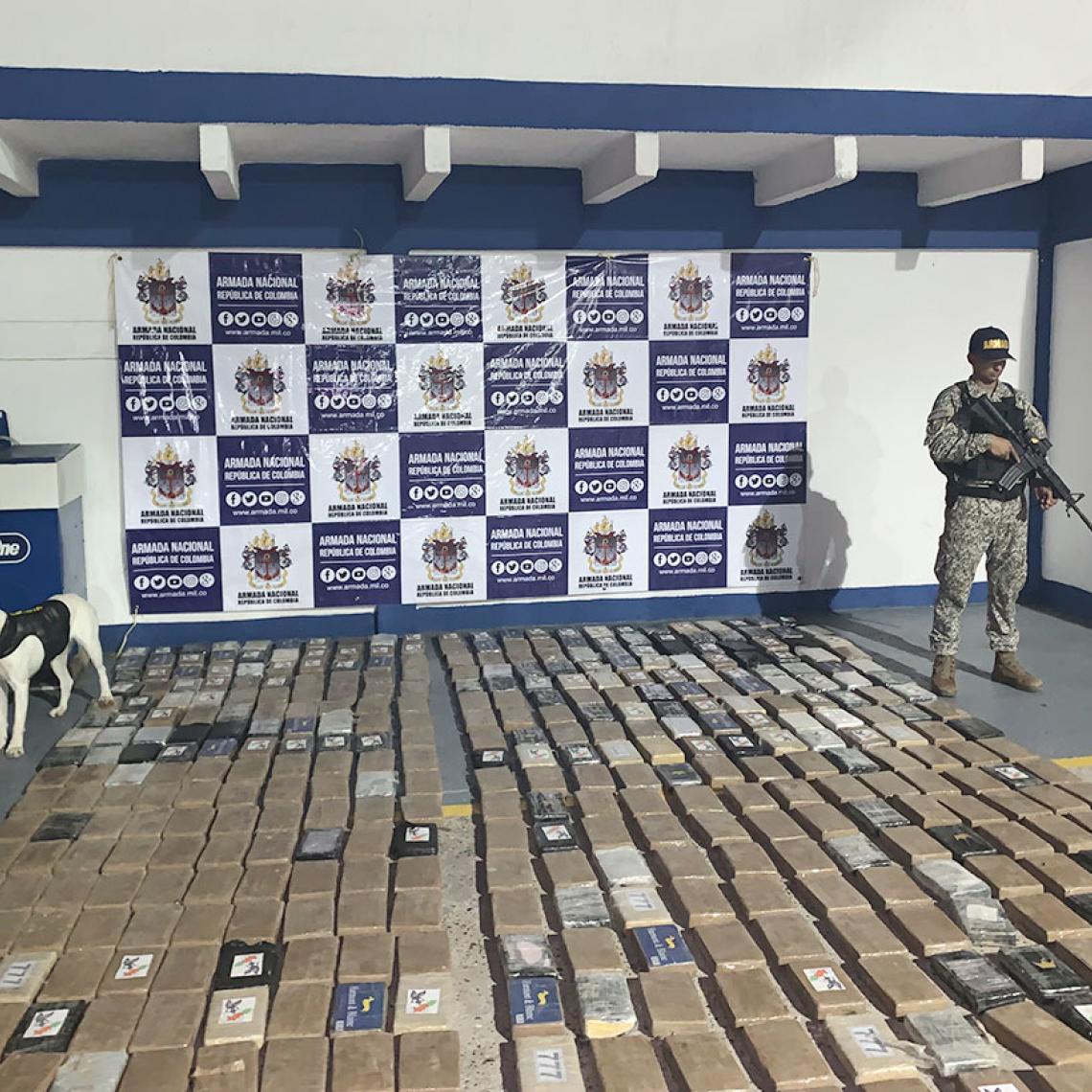 Armada de Colombia incautó más de 400 kilos de cocaína en Bolívar