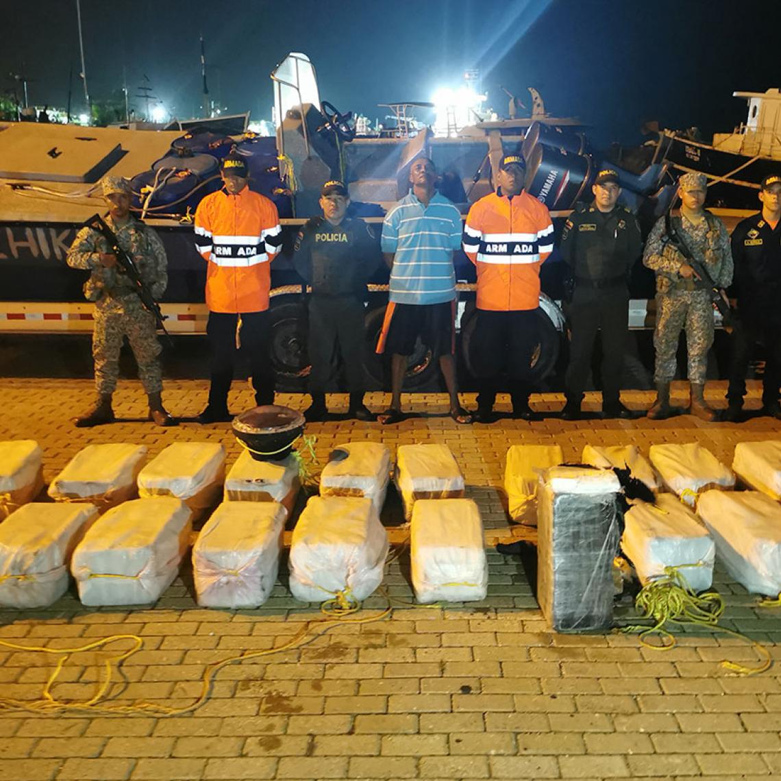 Fuerza Pública incauta más de media tonelada de clorhidrato de cocaína en San Andrés y Providencia