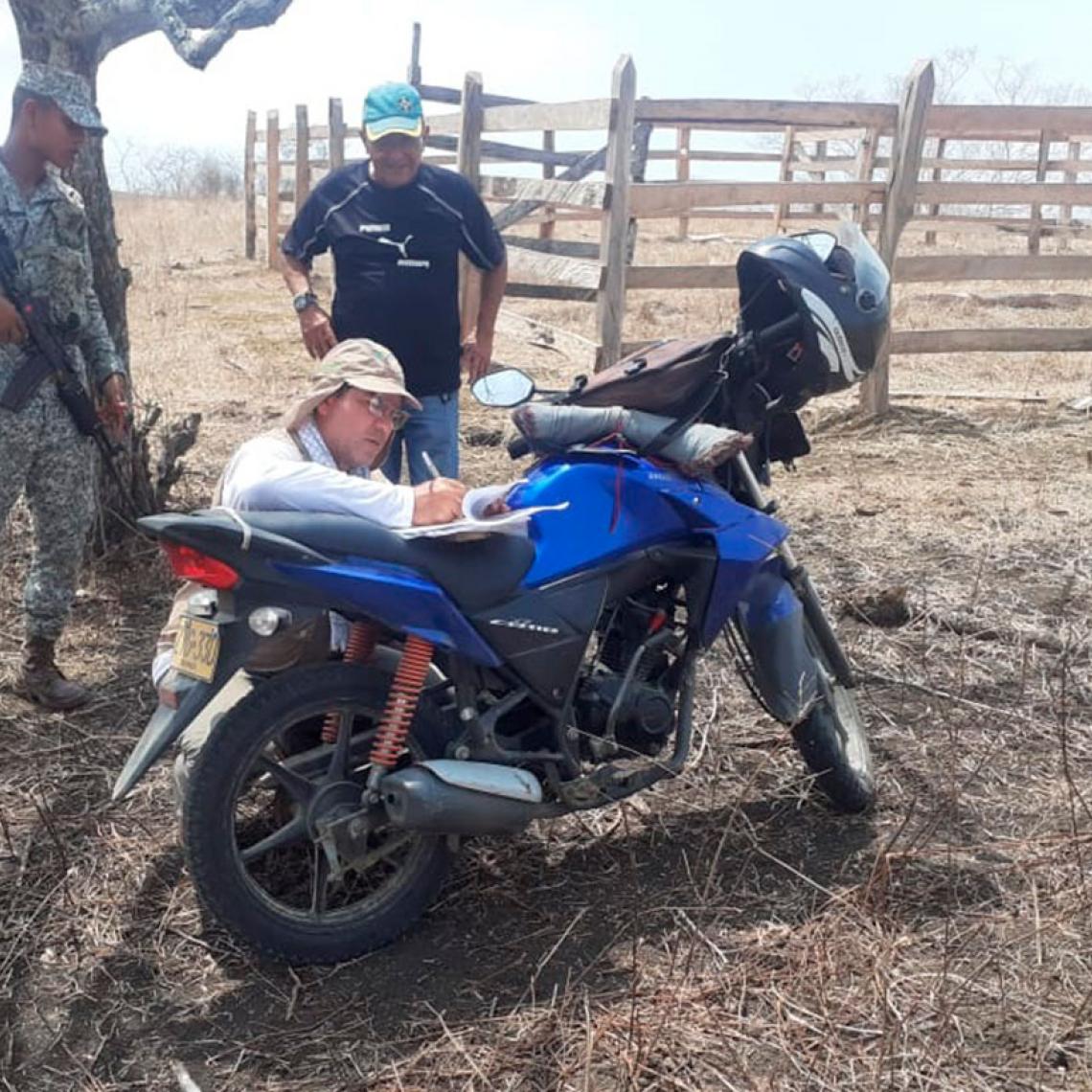 Armada de Colombia acompaña el proceso de restitución de tierras en Bolívar y Sucre