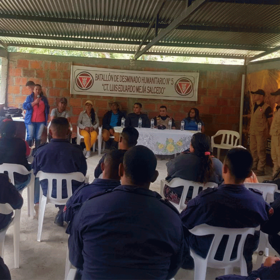 Ingenieros Militares despejaron terrenos donde emprenderán cultivos de achira