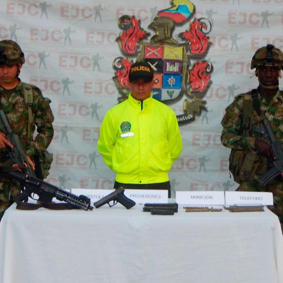 Ejército neutraliza a dos integrantes de Los Caparros en Taraza, Antioquia
