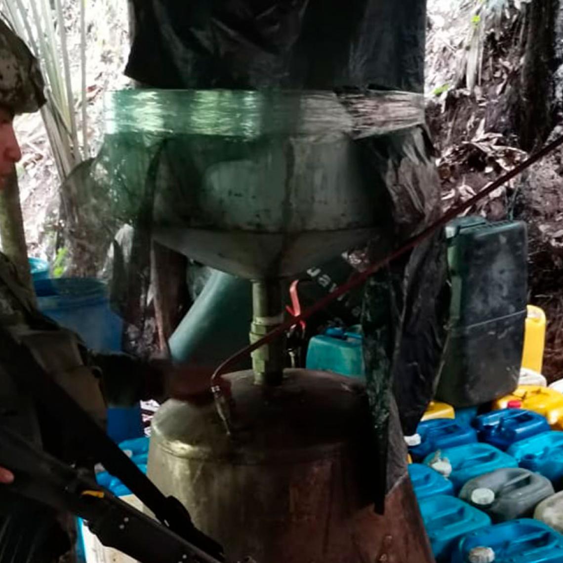 Ejército destruye un laboratorio para el procesamiento de clorhidrato de cocaína en Antioquia