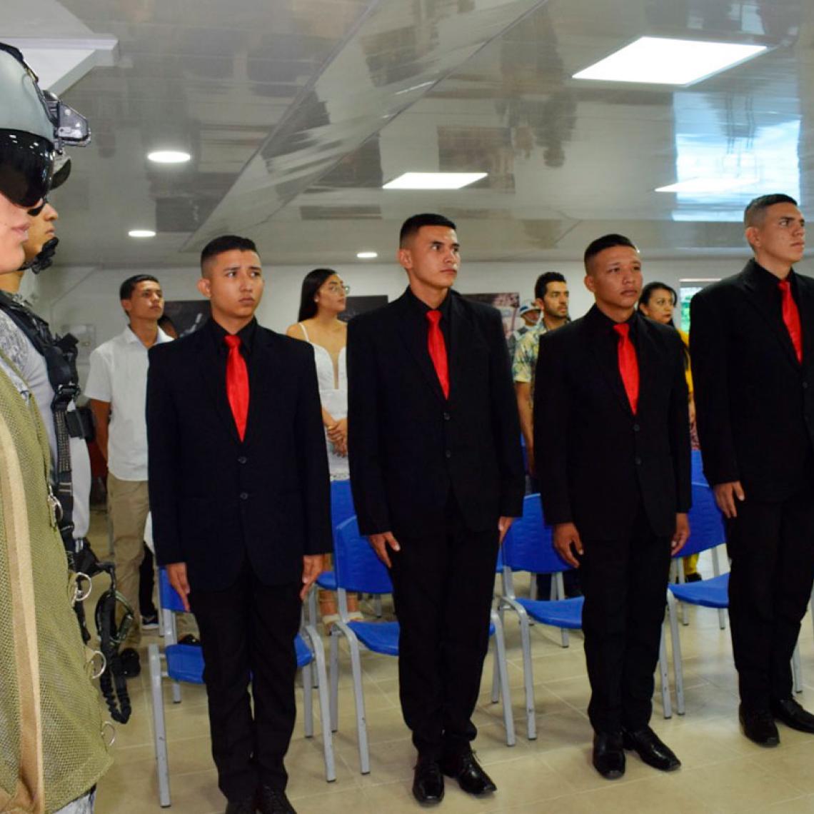 Licenciamiento de 5 soldados del primer contingente del 2019 en el CACOM4
