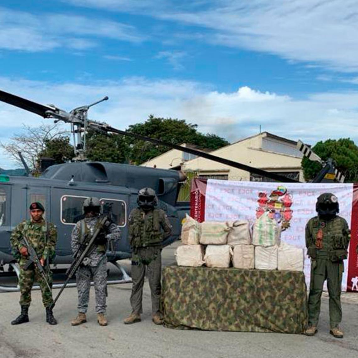 Fuerzas Militares y Fiscalía incautan marihuana a los GAO residual en Planadas, Tolima
