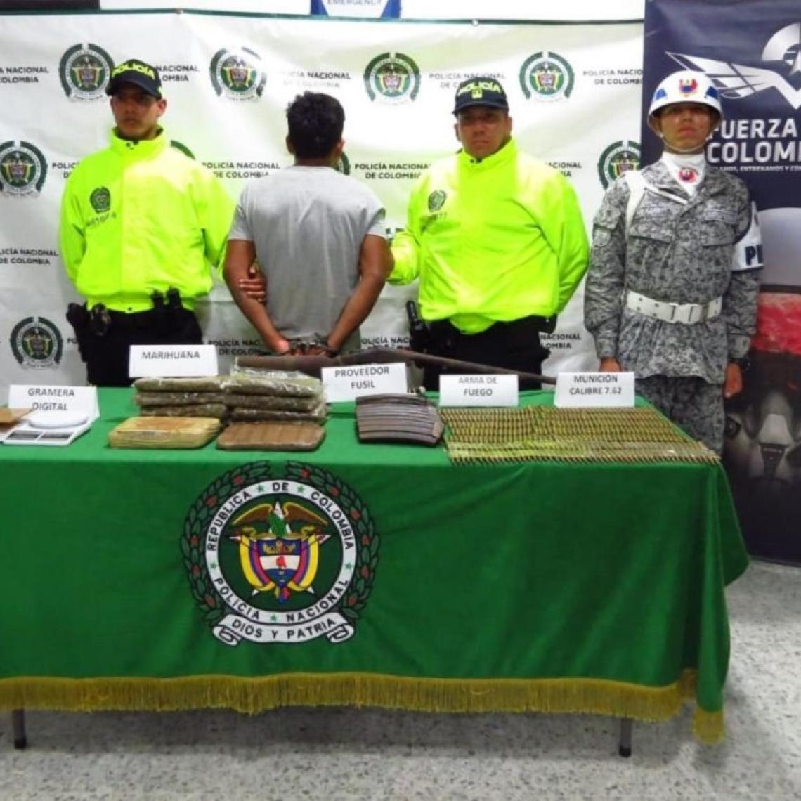 Incautado material de guerra y estupefacientes que serían distribuidos a organizaciones delictivas en el Amazonas