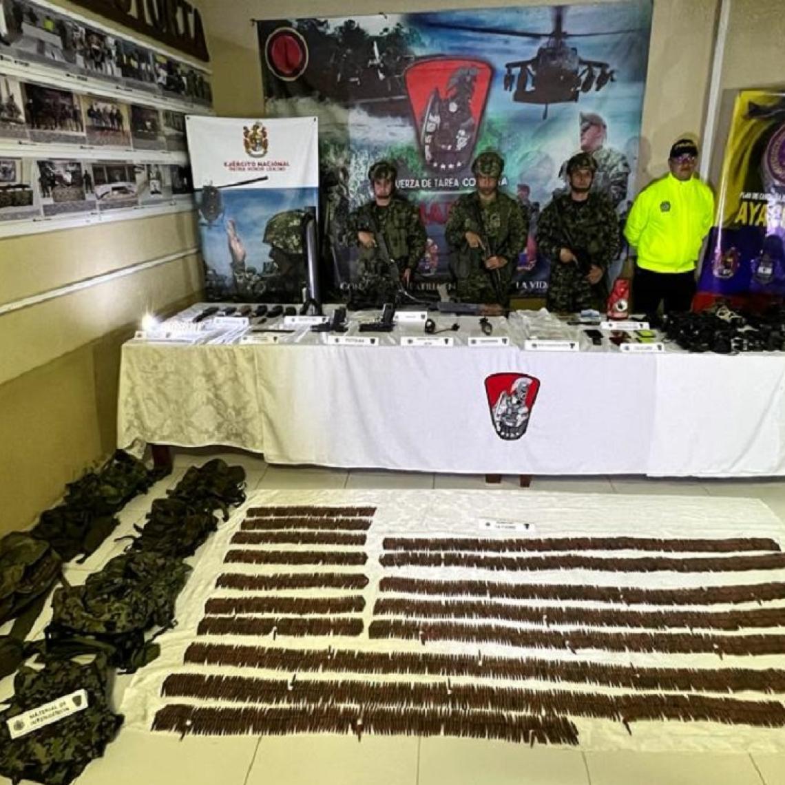 Esfuerzo operacional en el Sur de Bolívar arroja resultados: hallados depósitos ilegales con armamento del Clan del Golfo