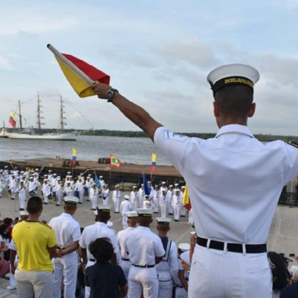 Llega a Barranquilla el Buque Escuela ARC 'Gloria', celebrando el Bicentenario Naval