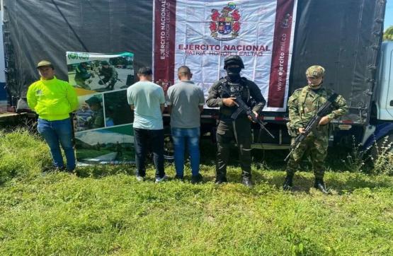 Ejército Nacional, captura dos sujetos por explotación ilícita de hidrocarburos