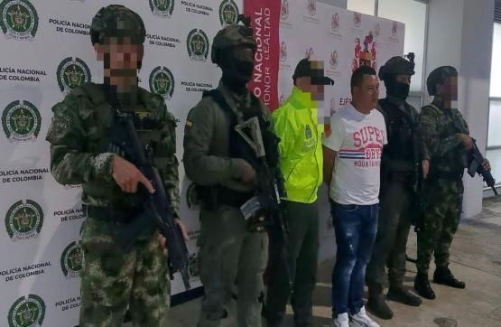 Fuerzas Militares capturaron a alias Pacho, presunto distribuidor de explosivos empleados en atentados del norte del Cauca