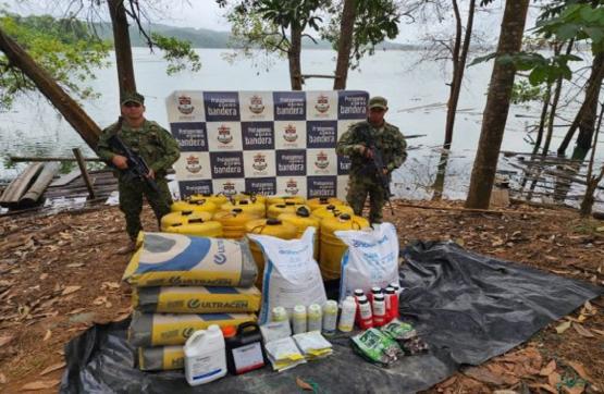 Armada de Colombia mantiene su ofensiva en los principales afluentes del Caribe colombiano