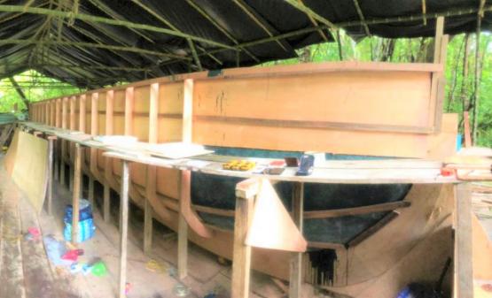 Armada de Colombia incauta semisumergible en Timbiquí, Cauca