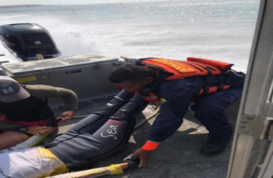Armada de Colombia asiste a menor de edad en emergencia en el mar