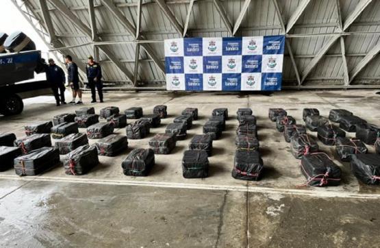 Cerca de tres toneladas de drogas ilícitas fueron incautadas en Chocó y Valle del Cauca