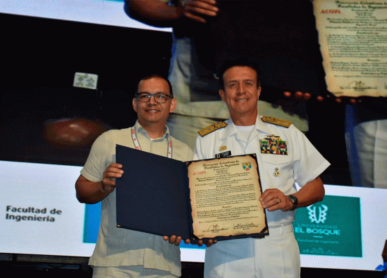  Acofi entrega reconocimiento a la Escuela Naval de Cadetes