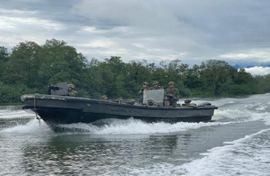 Armada de Colombia intensifica operaciones para localizar a cuatro personas desaparecidas