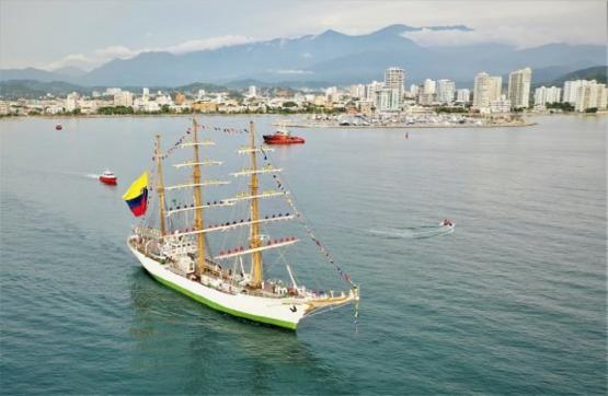 Buque Escuela ARC ‘Gloria’ zarpó desde Santa Marta con destino Riohacha