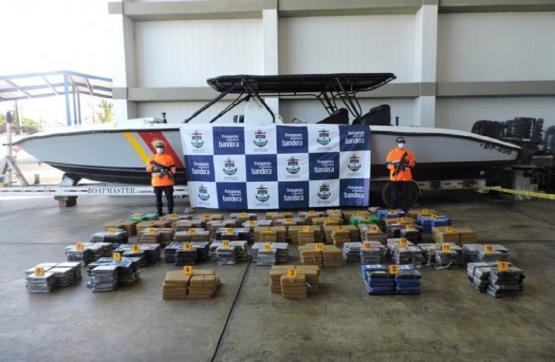 Armada de Colombia incauta más de una tonelada de clorhidrato de cocaína, en Córdoba