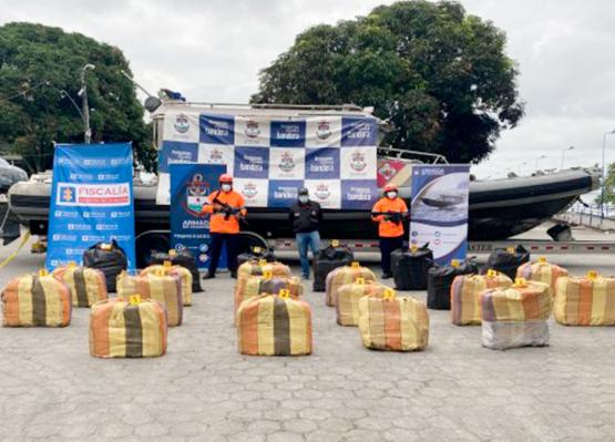 Armada de Colombia supera las 30 toneladas de marihuana incautadas en el Pacífico colombiano
