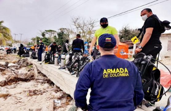  Autoridades marítimas y voluntarios recogieron 2 toneladas de residuos del fondo marino en San Andrés