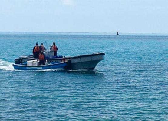 Armada de Colombia continúa lucha contra la pesca ilegal de especies protegidas