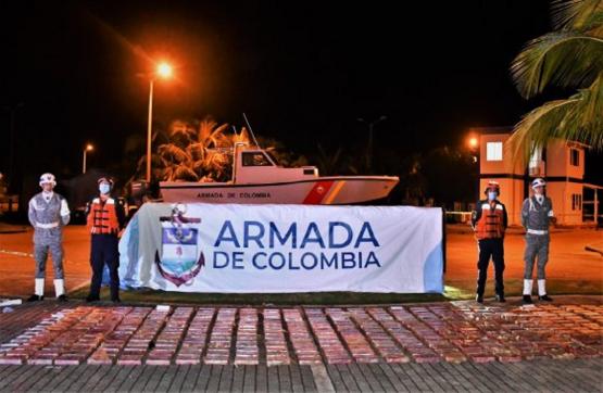Armada de Colombia alcanza las 100 toneladas de cocaína incautadas en el Caribe Colombiano