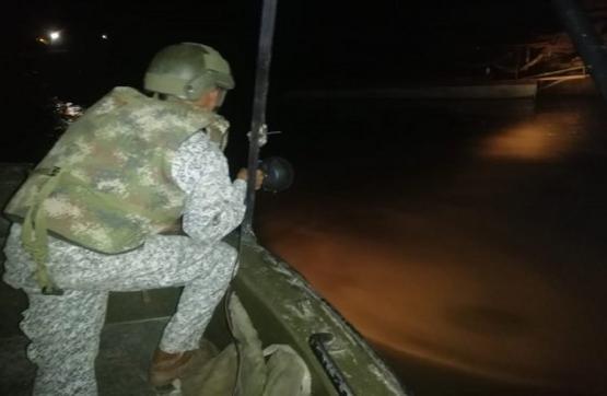 Armada de Colombian avanza búsqueda de desaparecidos tras la colisión de dos embarcaciones en Magangué
