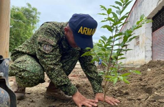 Armada de Colombia devuelve sueños a pobladores de El Salado, Bolívar
