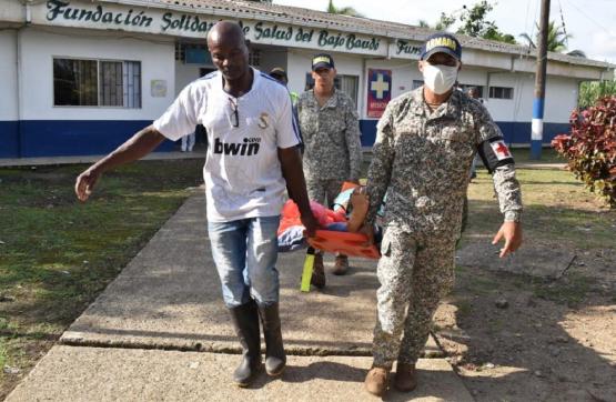 Fuerzas Militares brindan asistencia humanitaria a víctima por artefacto explosivo instalado por el Eln, en Chocó