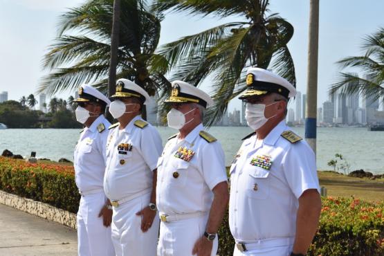 Comandante General de la Armada de Ecuador visitó la Escuela Naval de Cadetes