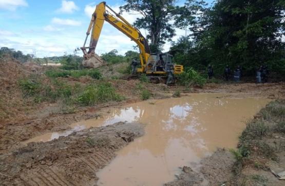 Fuerza Pública continúa ofensiva en contra de la minería ilegal en chocó