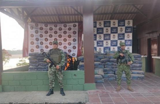 Incautados insumos para el procesamiento de pasta de base de coca en Putumayo